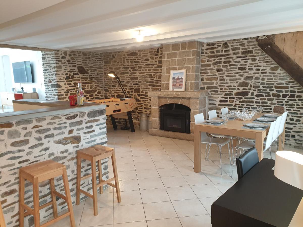 Maison De Ville Situee A 8 Kms Du Mont St Michel ポントルソン エクステリア 写真